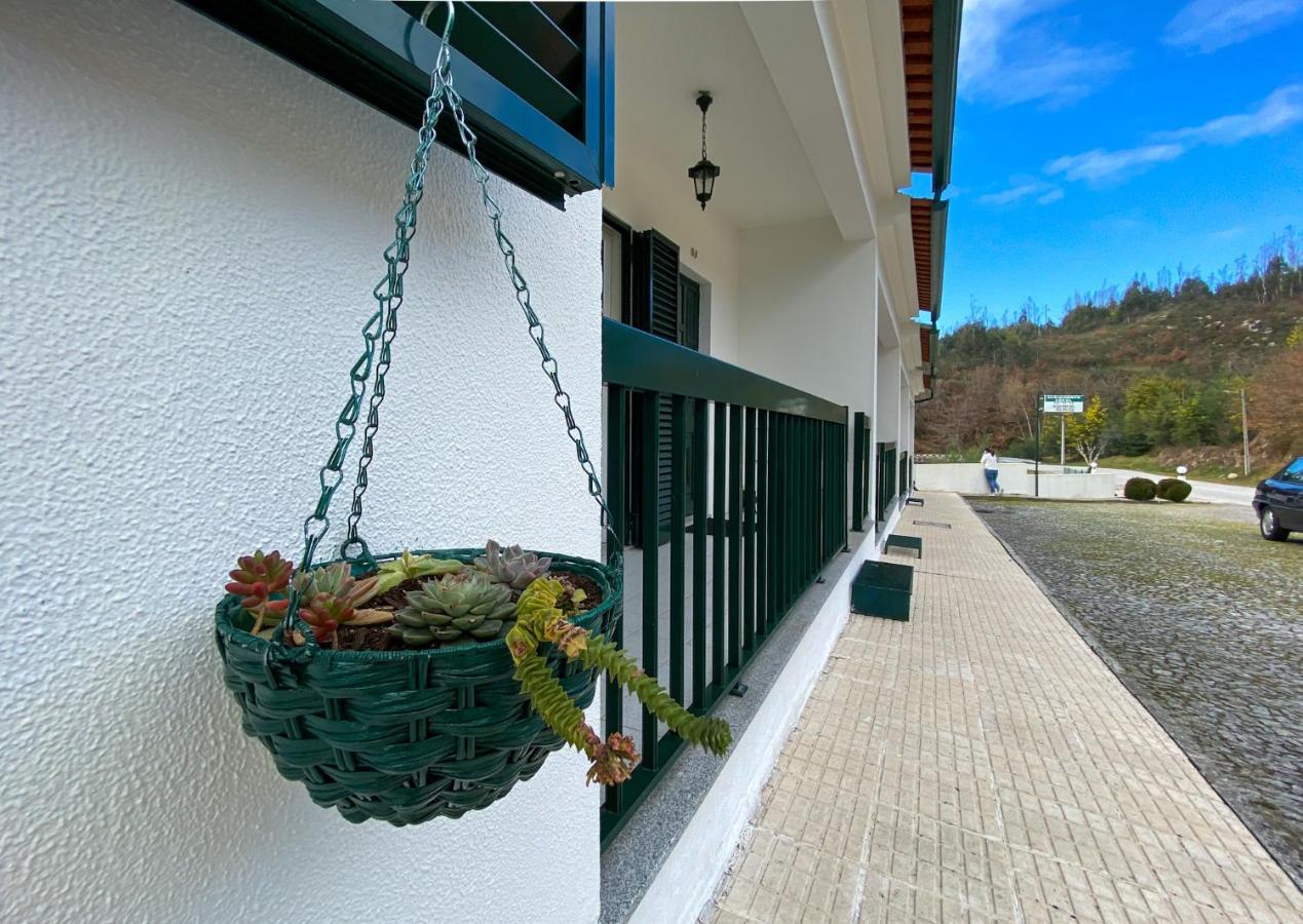 Encosta Do Sol Apartman Canas de Senhorim Kültér fotó